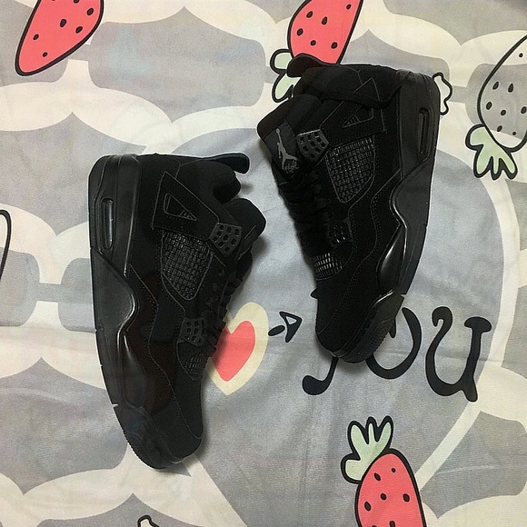 black cats jordan 4 size 11